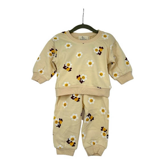 Little Peanut Shop teddybear daisy two-piece jogger set - Picture 1 of 2